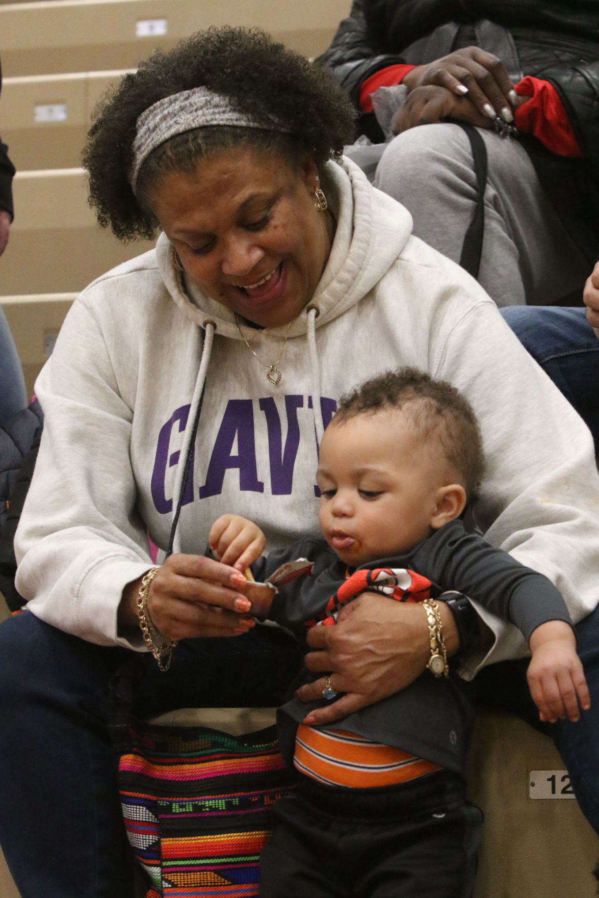 Faces: Highland Holiday Hoopfest